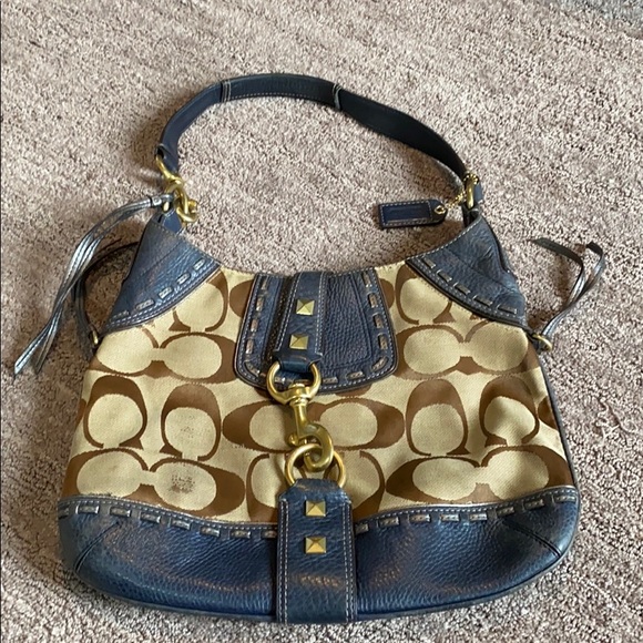 Coach purse - Picture 1 of 5